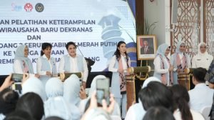 Sebuah Karya Menyentuh Istana: Lukisan Karya Warga Binaan Lapas Cilegon Mencapai Hati Ibu Wakil Presiden