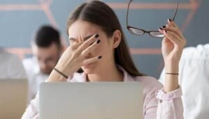 Kebiasaan yang Tidak Disadari Dapat Merusak Mata