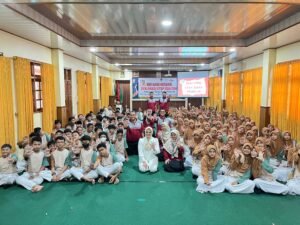 Semarakkan Hari Anak, Ketua DWP Rutan Surakarta Hadir Sebagai Narasumber Deklarasi Stop Bullying