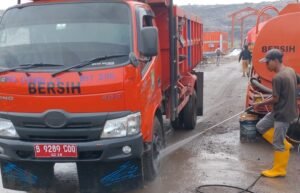 Jaga Kebersihan Truk Sampah, Pemkot Tangerang Sediakan Fasilitas Pencucian di TPA Rawa Kucing