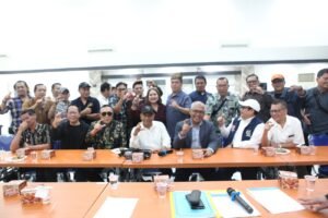 Duet Akhmad Munir & Atal Depari Resmi Daftar Caketum dan Calon Ketua DK PWI Pusat 2025-2030