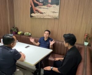 Kakanwil Kemenkum Malut Ajak Penulis Lagu Viral “Stecu” Catatkan Hak Ciptanya