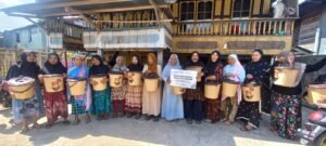 PLN Indonesia Power UBP Kamojang bersama Rumah Zakat Salurkan Bantuan untuk Korban Banjir di Bantaeng
