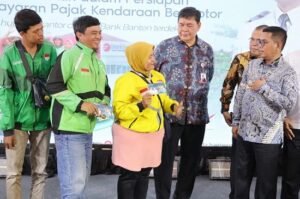 Melalui TPKB, Masyarakat Banten Bisa Cicil Pajak Kendaraan Bermotor