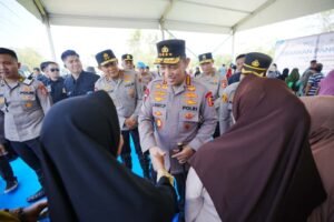 Jaga Stabilitas Pangan, GPM Polri Salurkan 6 Ton Beras SPHP di Pebelan Semarang