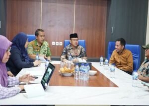 Plt Asisten Daerah II Kota Cilegon  Aziz Setia Ade Putra Menekankan Pentingnya Penanganan Bekas Galian Setelah Pekerjaan Dilakukan.