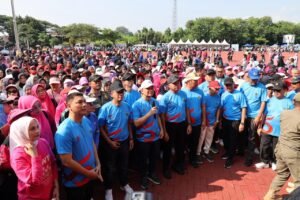 Semarak HUT ke-25 Provinsi Banten, Kapolda Banten Dorong Masyarakat Hidup Sehat Dan Kompak