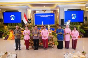 Kapolri Bersama Ketua Umum Bhayangkari Hadiri Upacara Peringatan HKGB ke-73 Tahun 2025