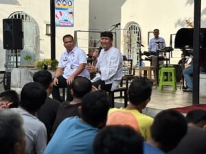 Berbagi Bahagia Tanpa Jarak: Kakanwil Ditjenpas Banten dan Karutan Serang Duduk Bersama WBP di Rutan Serang