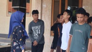 Lapas Perempuan Kelas IIA Tangerang Gelar Bakti Sosial Jumat Berkah di Yayasan Putra Tangerang