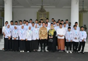 Peringati Hari Santri Nasional 2025, Wapres Dukung Penguatan Ekosistem Pendidikan Santri