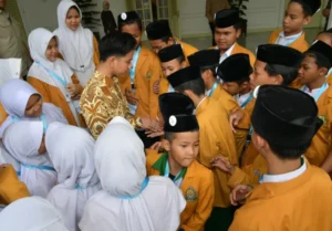 Jelang Hari Santri, Wapres Undang Ratusan Santri Berkunjung ke Istana Wapres
