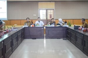 Sosialisasi Perbup Layanan Informasi dan Kenalkan Layanan Pengaduan Publik