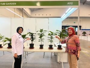Kepala Lapas Perempuan Kelas IIA Tangerang Hadiri Pembukaan FLOII EXPO 2025