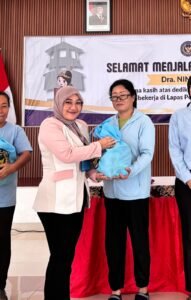 Pelepasan Purna Tugas Dra. Nina Herlina, Lapas Perempuan Kelas IIA Tangerang Beri Apresiasi atas Dedikasi dan Pengabdian