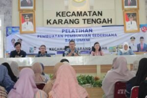 Kecamatan Karang Tengah Kota Tangerang Berikan Pelatihan Pembukuan Sederhana bagi UMKM