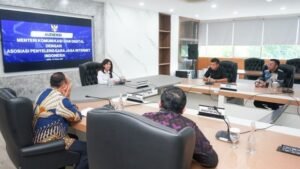 Menkomdigi Minta ISP Sediakan Akses Internet Terjangkau