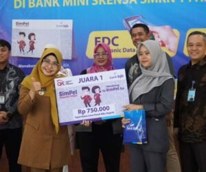 Bupati Pandeglang Meresmikan Program Mini Banking Dan Literasi Keuangan Yang Digagas Oleh Bank Bjb Cabang Pandeglang 