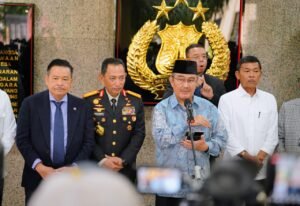 Kapolri Usai Rapat Perdana Komisi Percepatan Reformasi: Polri Terbuka dan Terima Evaluasi