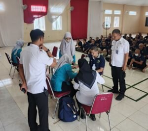 Peduli Kesehatan Warga Binaan, Lapas Banjar Gelar Skrining Penyakit Menular dan Metabolik Bersama Puskesmas Pataruman III