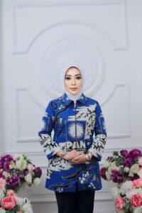 DR. (HC) Sri Panggung Lestari, SE MM Sosok Perempuan Mandiri Berdaya Saing dan Unggul