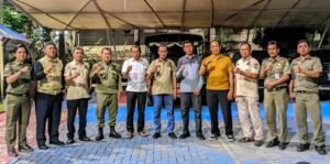 Camat Periuk Pantau Keamanan Ibadah Malam Natal 2025 di Sejumlah Gereja