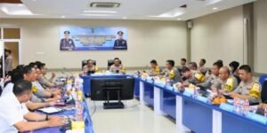 Kapolres Metro Tangerang Kota Ikuti Rapat Kesiapan Pengamanan Aksi Buruh, Siaga Bencana, dan Malam Tahun Baru