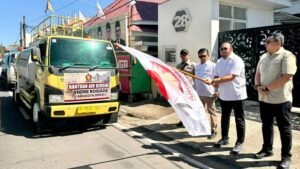 Kompak! Gerindra Sumatera Barat Kirim Bantuan Air Bersih ke Korban Banjir Padang