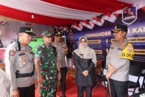 Pastikan Nataru Aman dan Kondusif, Kapolres Pandeglang Bersama Forkopimda Tinjau Pospam Operasi Lilin 2025