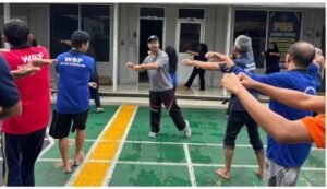 Jaga Kesehatan WBP dan Pegawai Rutan Pandeglang Senam Sehat Bersama