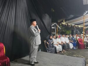 Kenang Dedikasi Tokoh Masyarakat, FIKS Berikan Penghargaan Anumerta kepada H. Iye Iman Rohiman