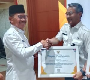 Dinas Pendidikan Kota Tangerang Raih Penghargaan Realisasi Anggaran Terbaik 2025 dari Pemkot
