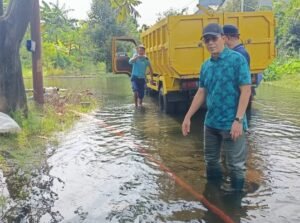 Camat Benda Pantau Langsung Penyedotan Genangan, Pemkot Tangerang Bergerak Cepat Lindungi Permukiman Warga