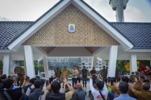 Resmikan Alun-Alun, Bupati Lebak Tekankan Pentingnya Menjaga Kebersihan Fasilitas Publik