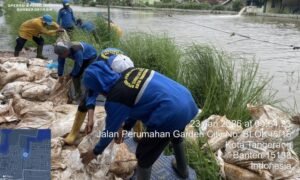 Hadapi Cuaca Ekstrem, PUPR Kota Tangerang Sebar 5.000 Kisdam Amankan Titik Rawan Banjir