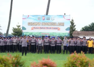 Kapolda Banten Pimpin Gerakan Indonesia Asri di Kawasan Banten Lama