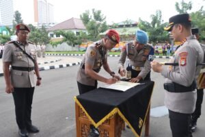 Kapolres Metro Tangerang Kota Pimpin Sertijab 7 Pejabat Utama dan Kapolsek Jajaran