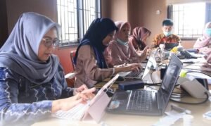 Penerima BSU di Jatiuwung Dapat Layanan Kesehatan Gratis, Camat Buceu: Bentuk Kepedulian Pemerintah