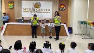 Satlantas Polres Metro Tangerang Kota Gelar Polsanak, Edukasi Tertib Lalu Lintas untuk Anak TK